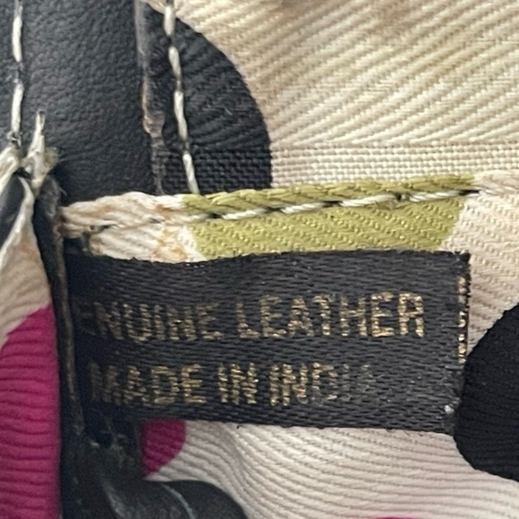 Elegant Black Satchel with Woven Texture, Dual Handles & Strap Genuine Leather - Picture 4 of 16